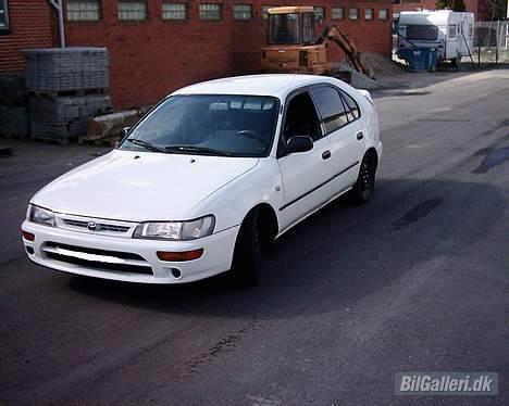 Toyota Corolla 1,3 XLi *DØD* :O( billede 1