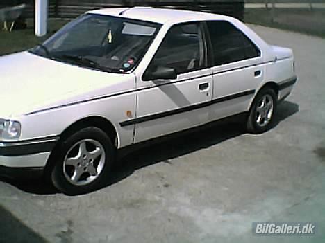 Peugeot 405 DØD billede 1