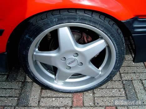 Toyota Corolla 1.6 Gsi - SOLGT - Tættere på!!!! billede 13