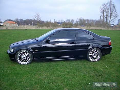 BMW 318 ci coupe e46 SOLGT billede 1