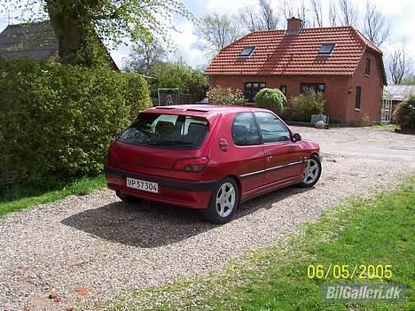 Peugeot 2,0 xsi billede 3