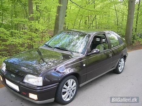 Opel Kadett GSI 16v billede 10