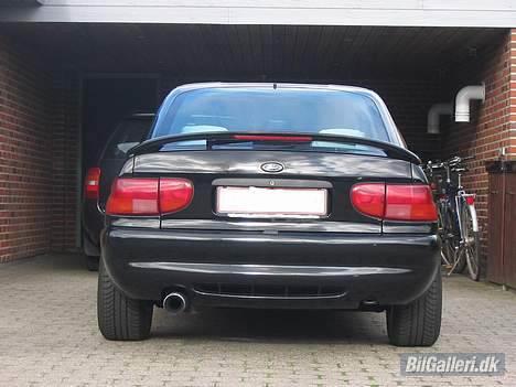 Ford Escort CLX Star (SOLGT) - så er der kommet nye Alu. Sutter billede 9