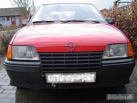 Opel Kadett E SOLGT billede 1