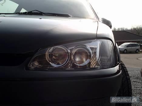 Peugeot 106 GTi - Mine nye forlygter, Ange Eyes billede 10