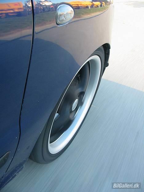 Fiat bravo ( solgt) - ude og rulle taget af Radio . her inde fra billede 9