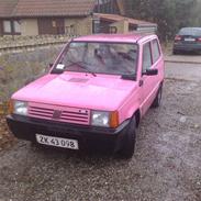 Fiat panda pink