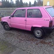 Fiat panda pink