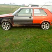 VW Golf 2 1.8 solgt