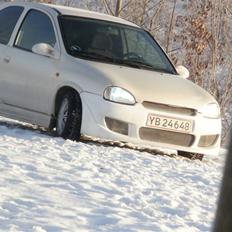 Opel corsa 1,4 SOLGT
