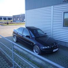 BMW 328i E46
