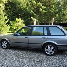 BMW 320i touring (solgt)
