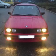 BMW 320i Touring [SOLGT]