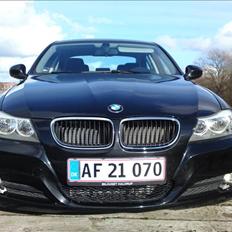BMW E90 318D
