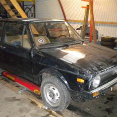 VW Golf 1 *Swallow tail* 