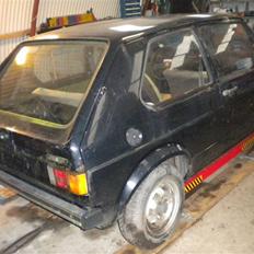 VW Golf 1 *Swallow tail* 