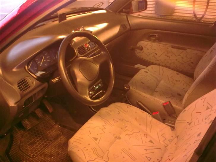 Mazda 121 Glx *SOLGT*  - Skal ha renset sæderne  billede 6