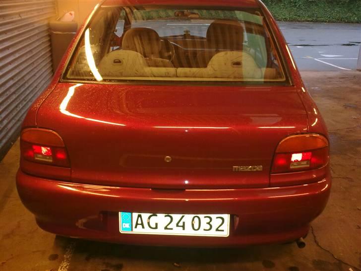 Mazda 121 Glx *SOLGT*  - Fin lille fast bagdende billede 7
