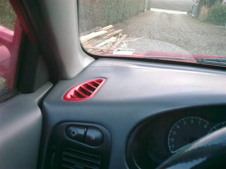 Mitsubishi Lancer 1,6 GXLi........ skrottet....... billede 5