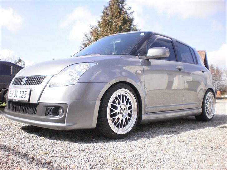 Suzuki swift billede 1