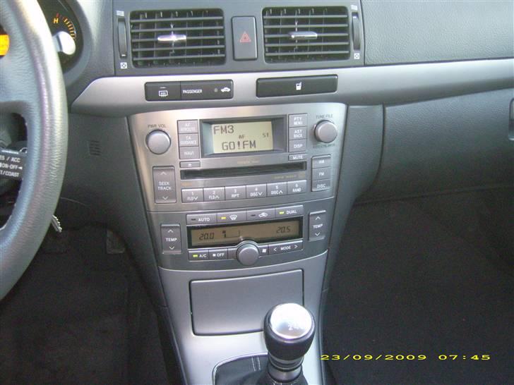 Toyota Avensis 2,2 D-4D 177 HK billede 11