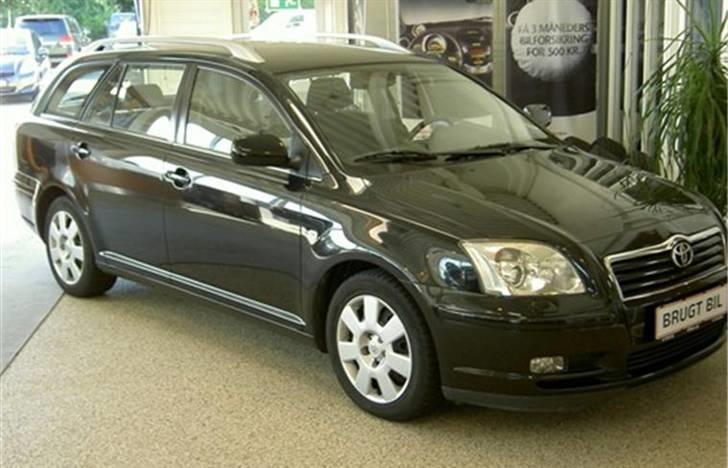 Toyota Avensis 2.0 sol. st. billede 5