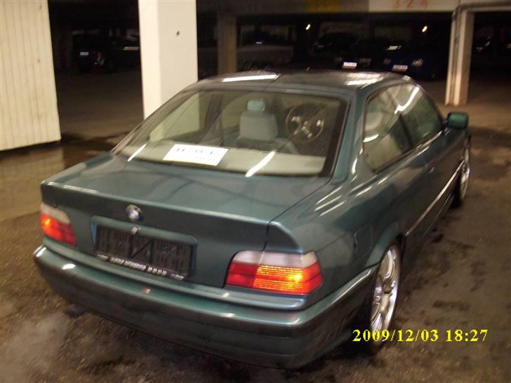 BMW 320ia Coupé individual billede 3