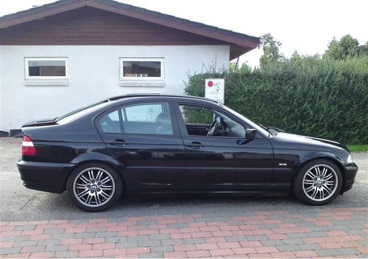 BMW 318i e46 "SOLGT" billede 1