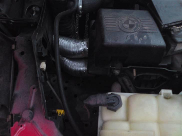 BMW 320i Touring [SOLGT] billede 12