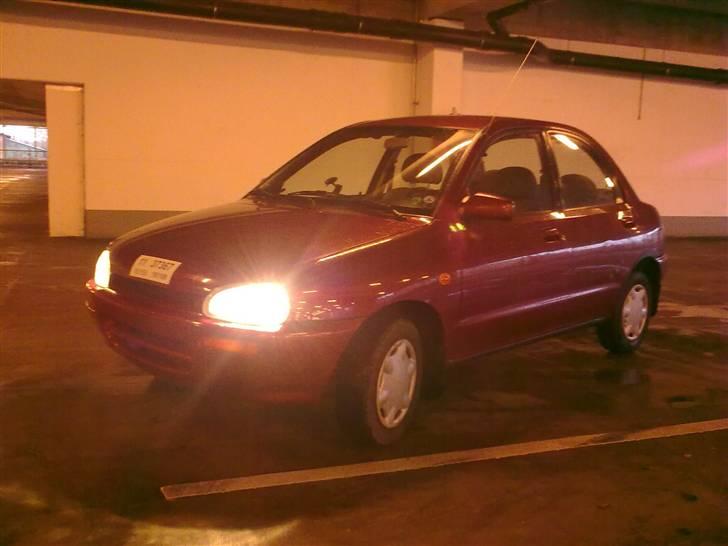 Mazda 121 Glx *SOLGT*  - Med prøveplader på billede 11