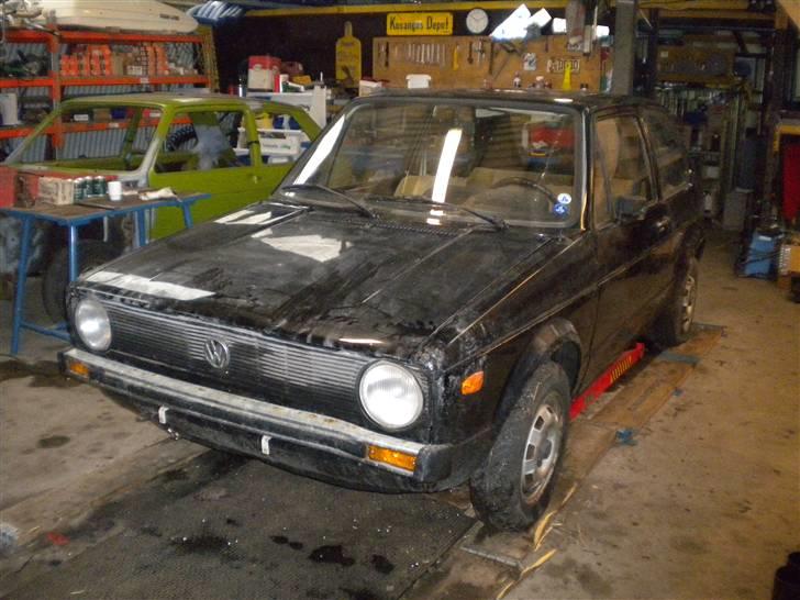 VW Golf 1 *Swallow tail*  - Fronten billede 1