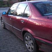BMW e36 325i