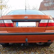 Nissan Primera P11
