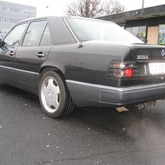 Mercedes Benz 300E 124 (SOLGT)