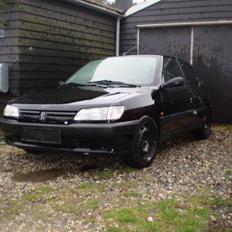 Peugeot 306