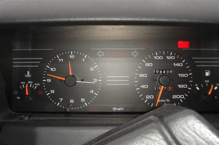 Peugeot 405 GLI  (SOLGT) billede 4