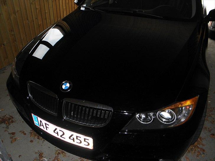 BMW E90 320d (Solgt) billede 8