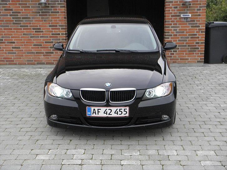 BMW E90 320d (Solgt) billede 13