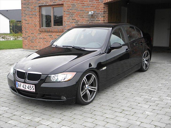BMW E90 320d (Solgt) billede 14