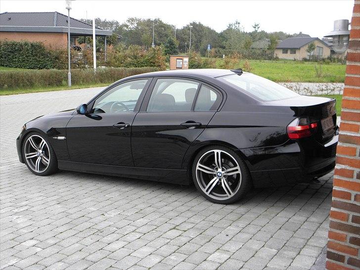BMW E90 320d (Solgt) billede 16