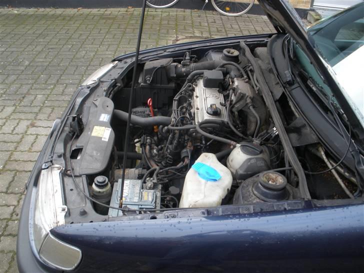 VW Passat VariantCourt SOLGT billede 14