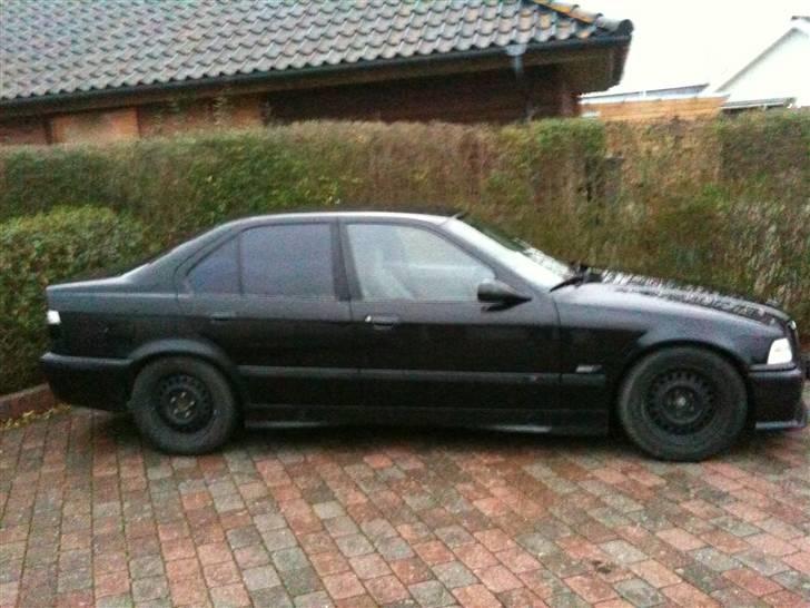 BMW E36 318IS - 160HK - SOLGT billede 8