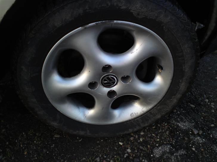 VW golf 2 Solgt 01-03-2010 - det er så de vinter fælge AEZ  billede 6