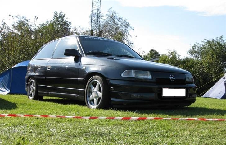 Opel Astra F GSI 16V *SOLGT* billede 9