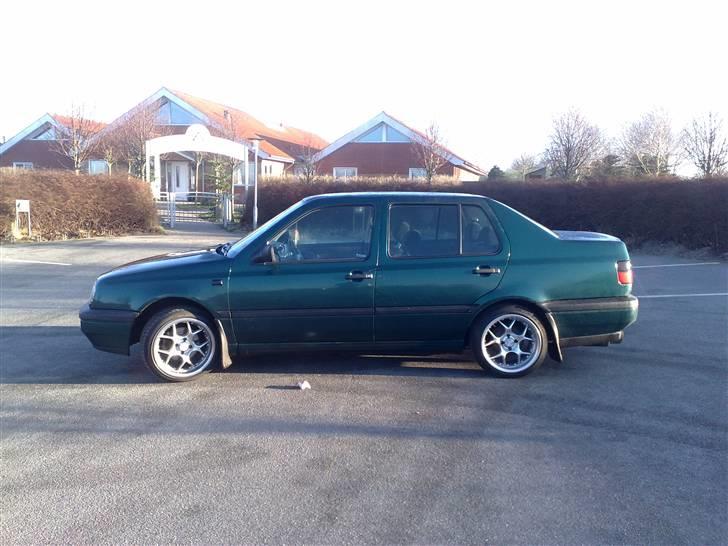 VW Vento 1.8 8v  billede 4