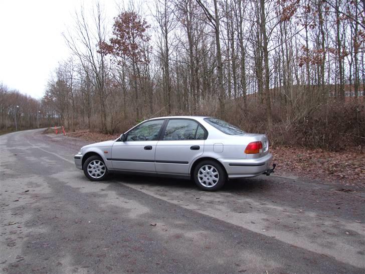 Honda Civic 1,5i LS 4d. -SOLGT- billede 11