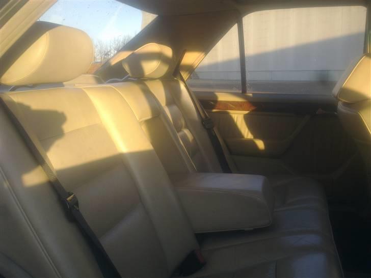 Mercedes Benz 300 E billede 9