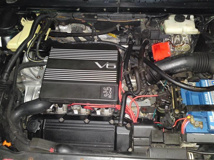 Peugeot 605 skrottet - så har vognen fået en motor rens det ser bare super godt ud billede 14