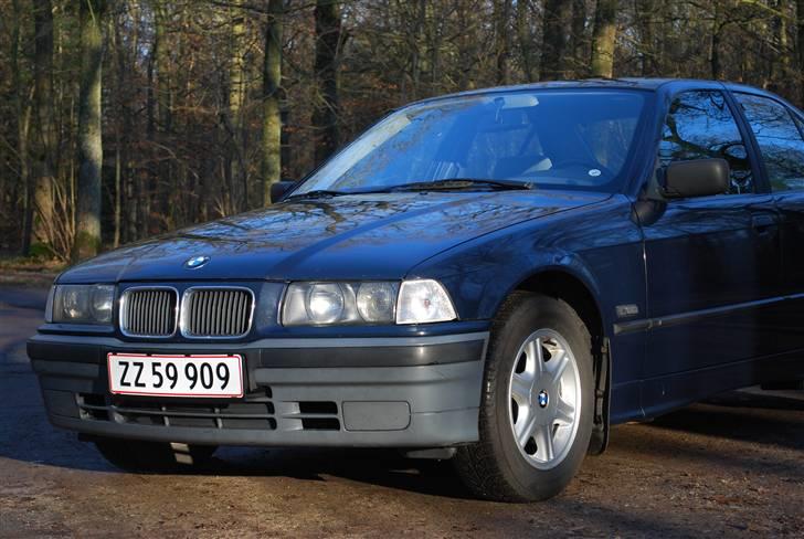 BMW 316i E36  *solgt* billede 2
