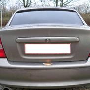 Opel Vectra B 1.8i CDX SOLGT